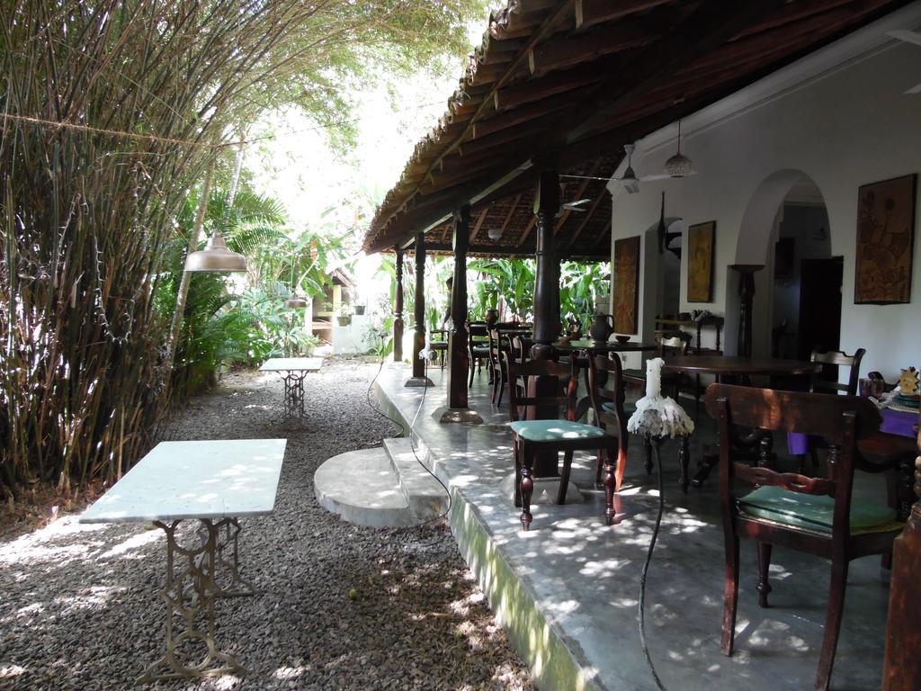 The Dream House Hotel Unawatuna Exterior photo