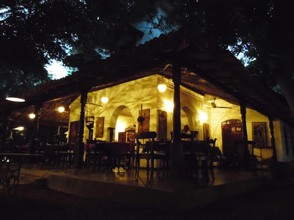 The Dream House Hotel Unawatuna Exterior photo