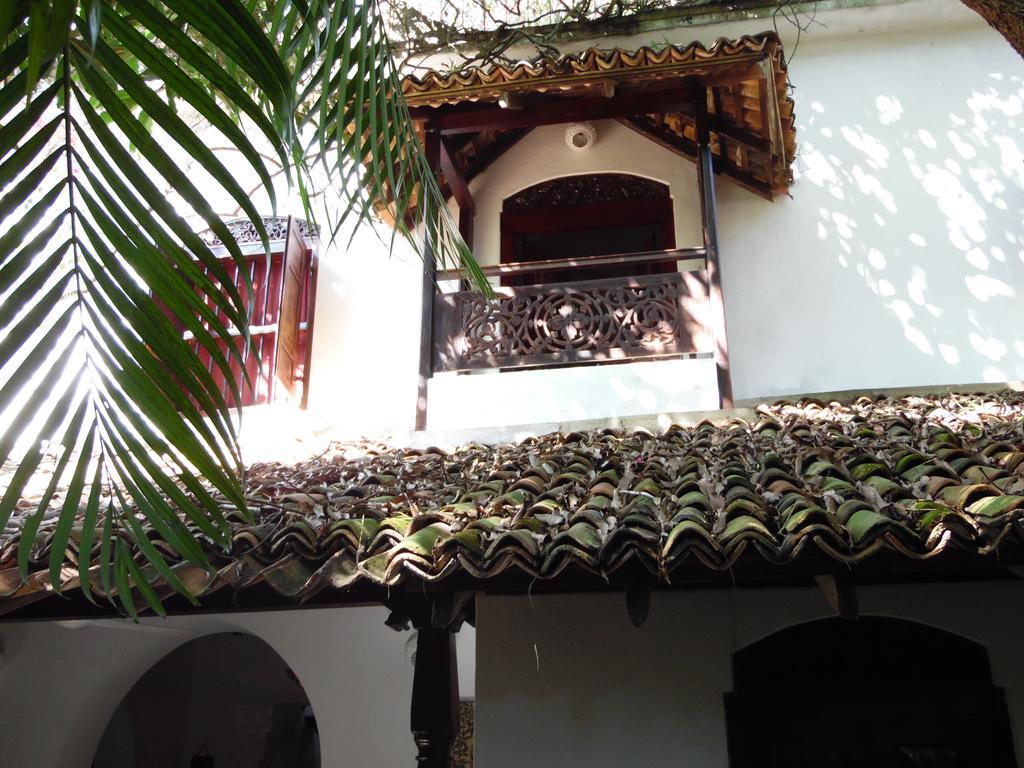 The Dream House Hotel Unawatuna Exterior photo